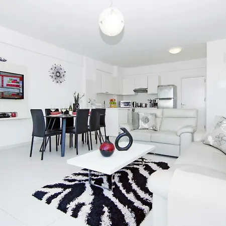 Apartment Prcora308 *